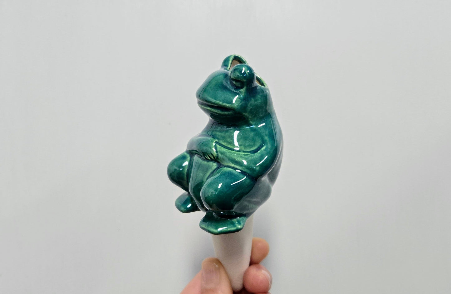 Chill Frog Watering Spike